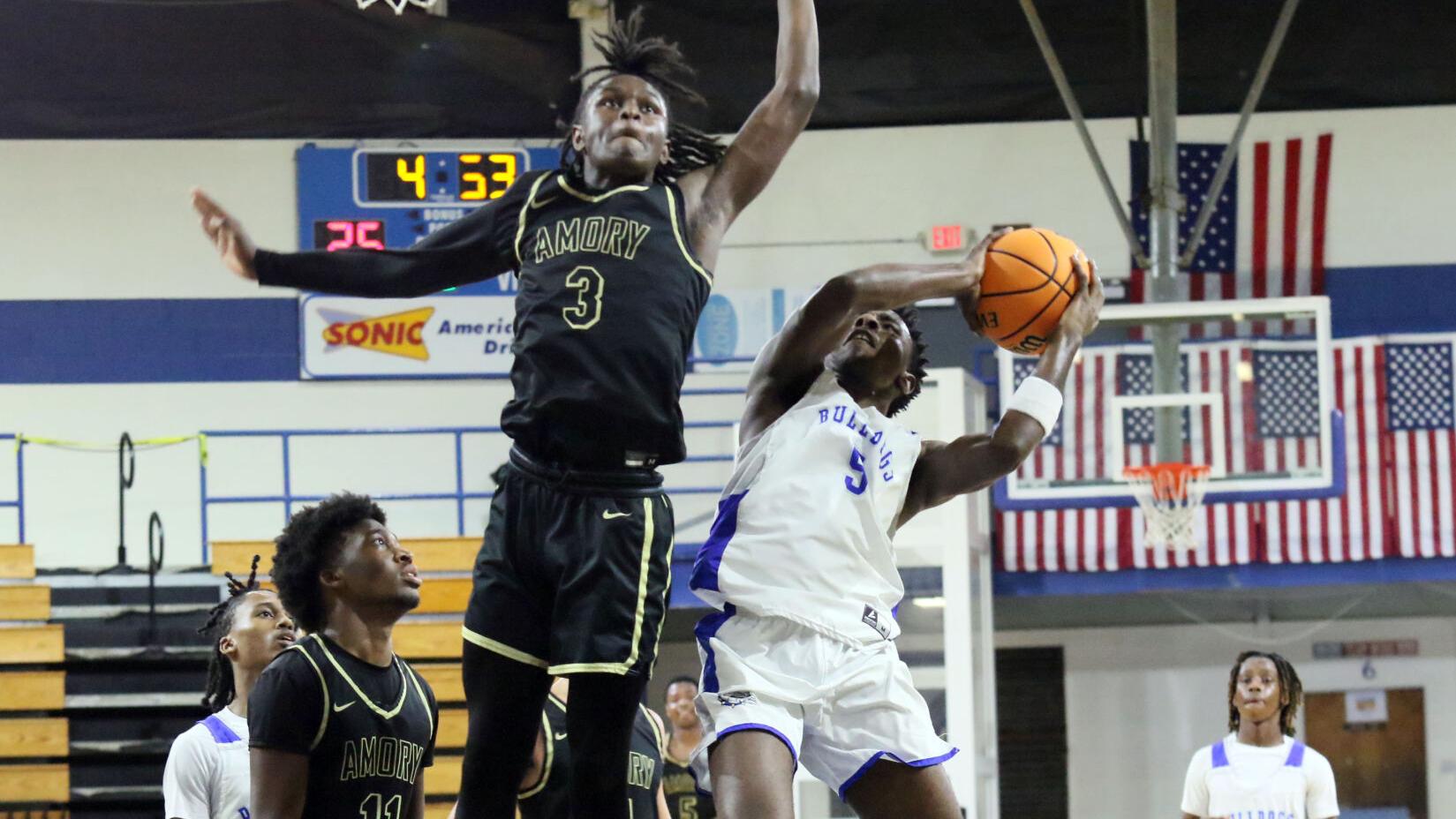 Rivals Collide: Bulldogs hold off Panthers in rivalry game